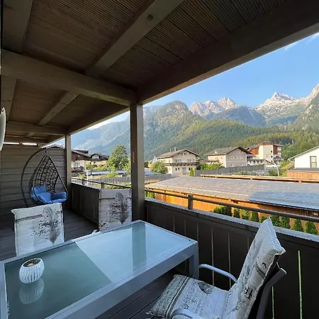 Christinenhof 5 Mit Grossem Balkon