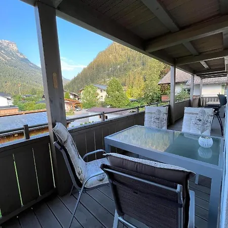 Christinenhof 5 Mit Grossem Balkon * Lofer